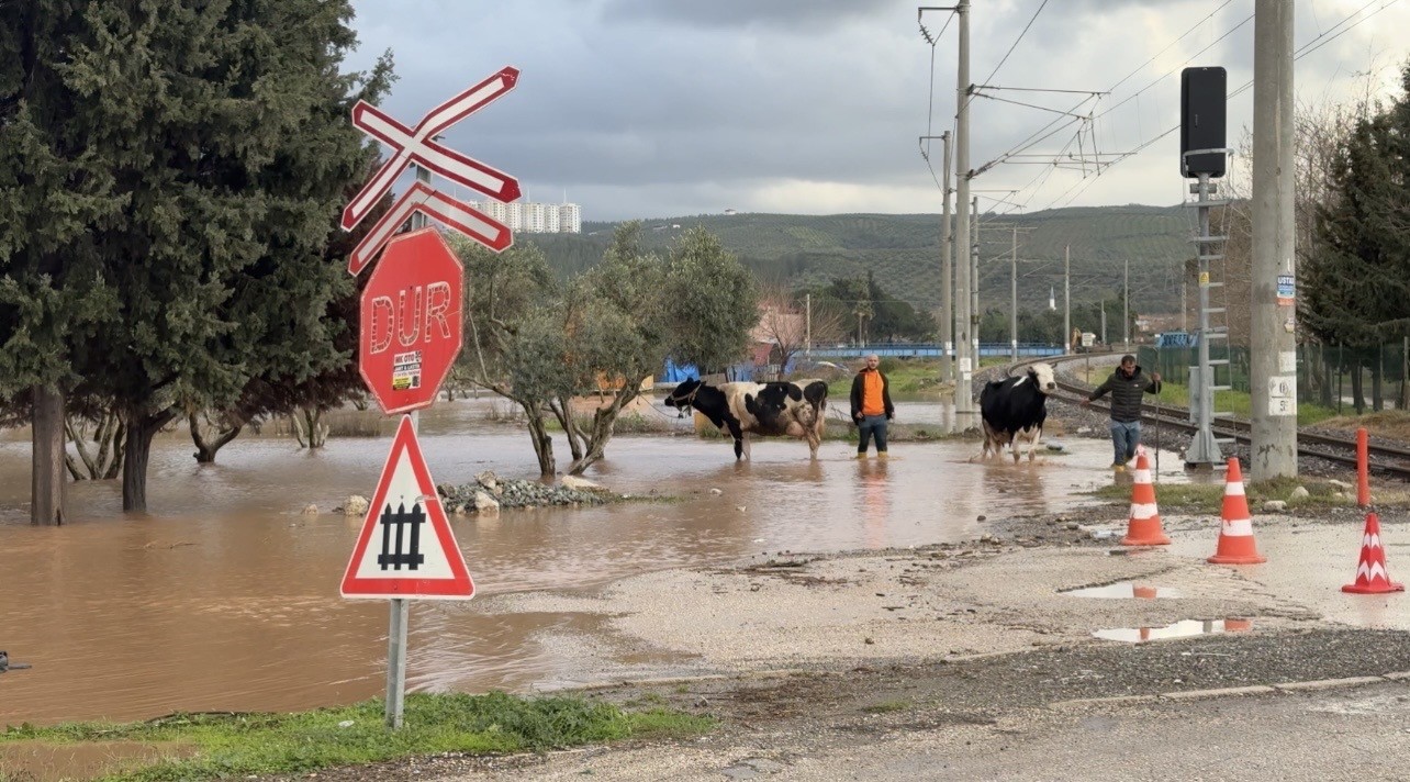 osmaniyede saganak hayati olumsuz etkiledi 2 FuDpuEwv