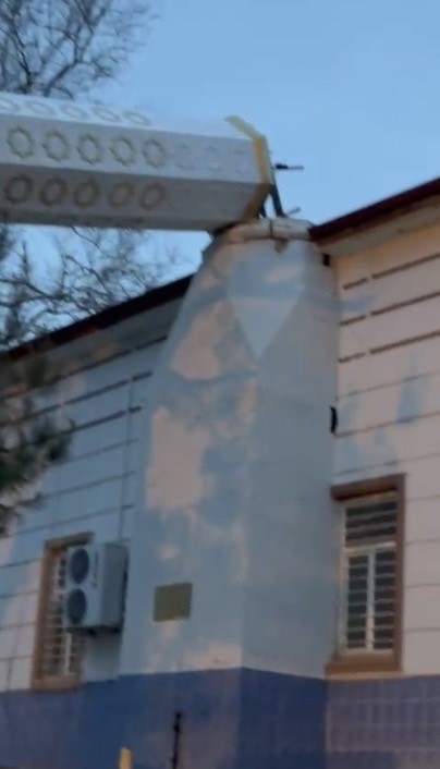 osmaniyede siddetli ruzgar cami minaresini devirdi 1 Y9qOyLSN