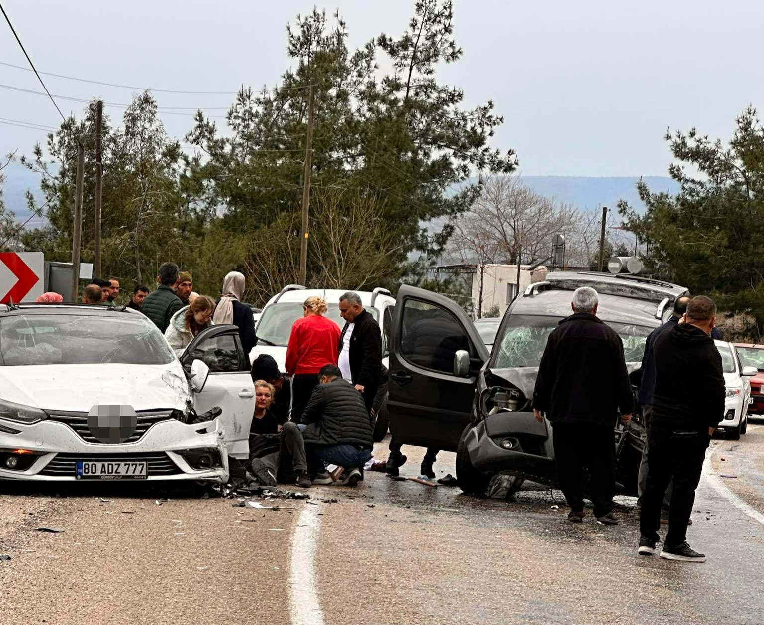 osmaniyede trafik kazasi 1 olu 3 yarali 1 y92HhbjX