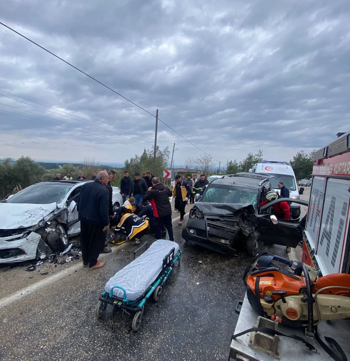 osmaniyede trafik kazasi 1 olu 3 yarali 4 JaBSHN2W