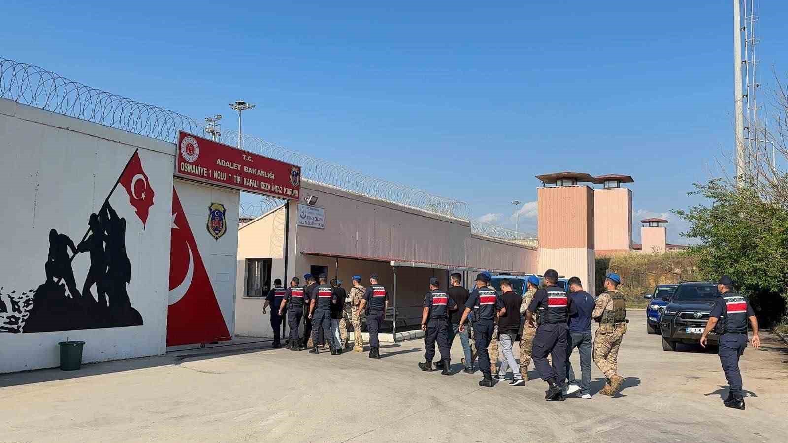 Osmaniye’deki silahlı saldırıda 6 tutuklama 4 osmaniyedeki silahli saldirida 6 tutuklama 0 hMWgg9n9