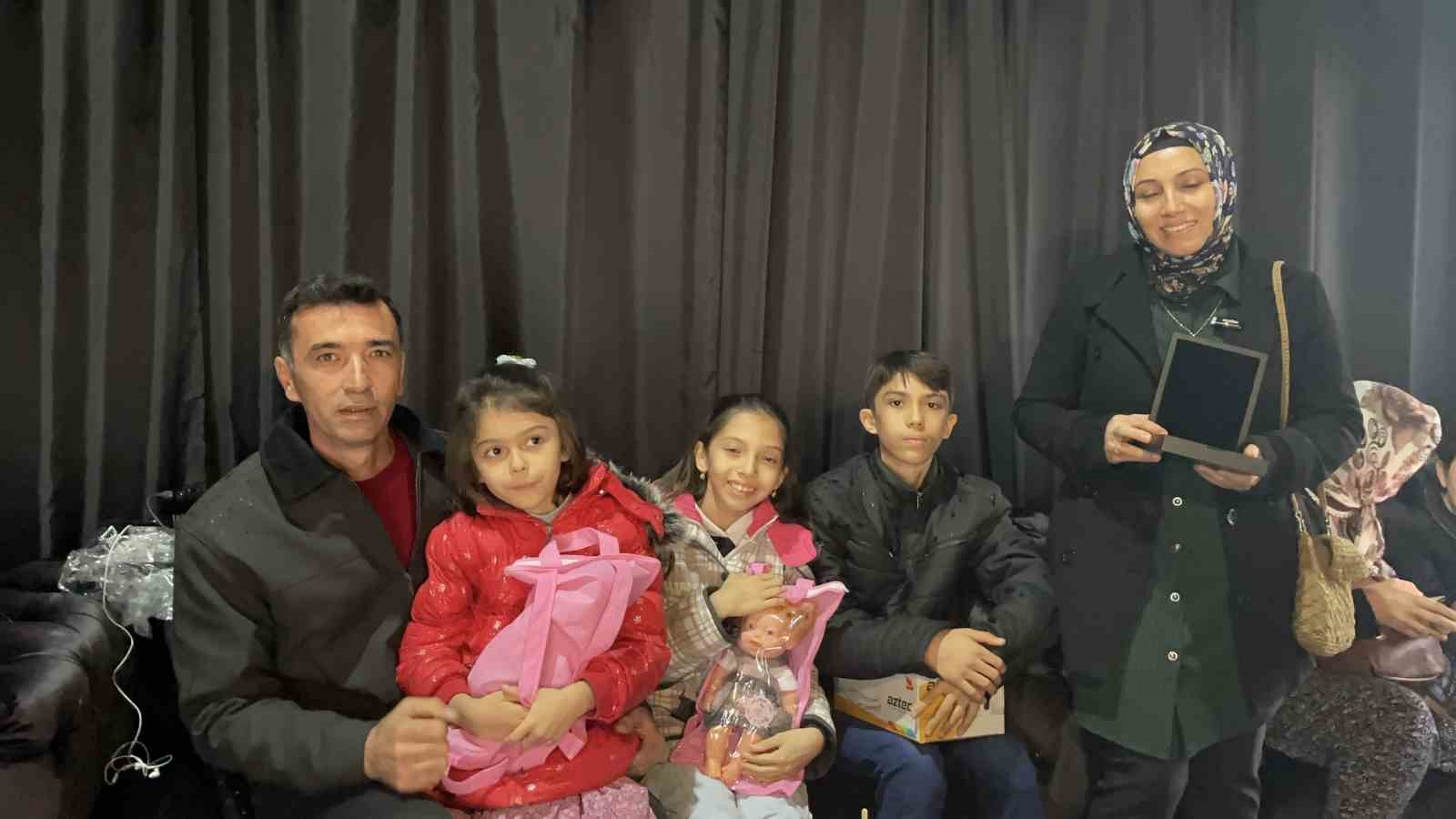 osmaniyeli depremzedeler evlerine kavustuklari icin mutlu 5 AcSBqhJX