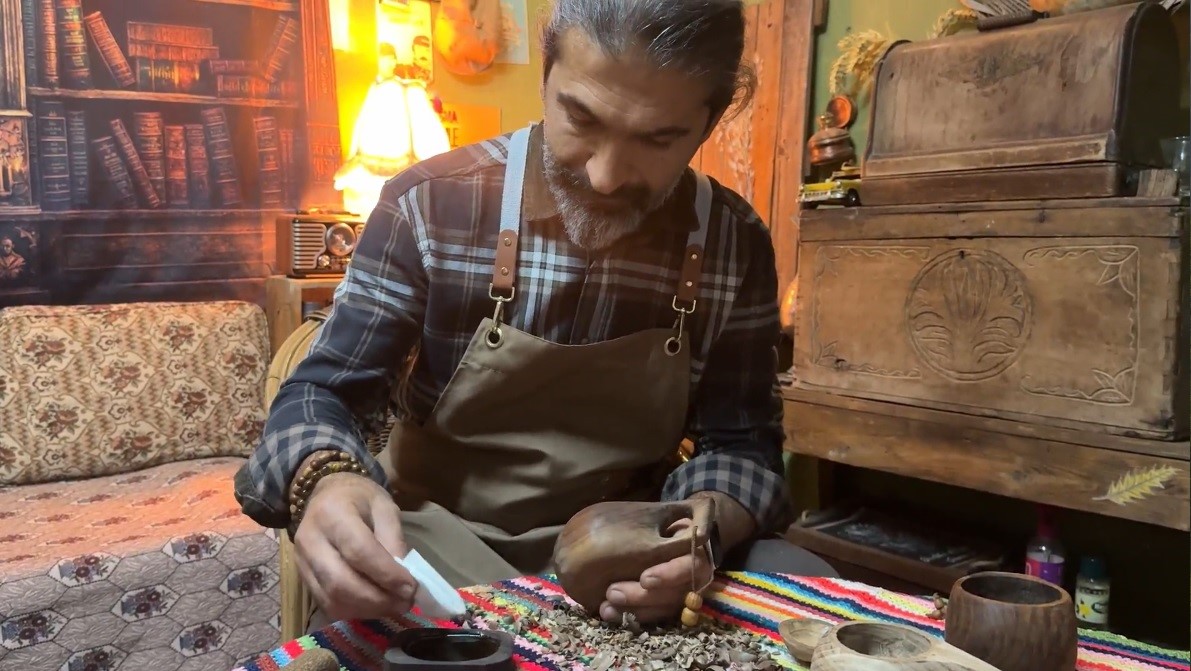 osmaniyeli ogretmenin babaevi ahsap atolyesi oldu 6 R5aDNrMS