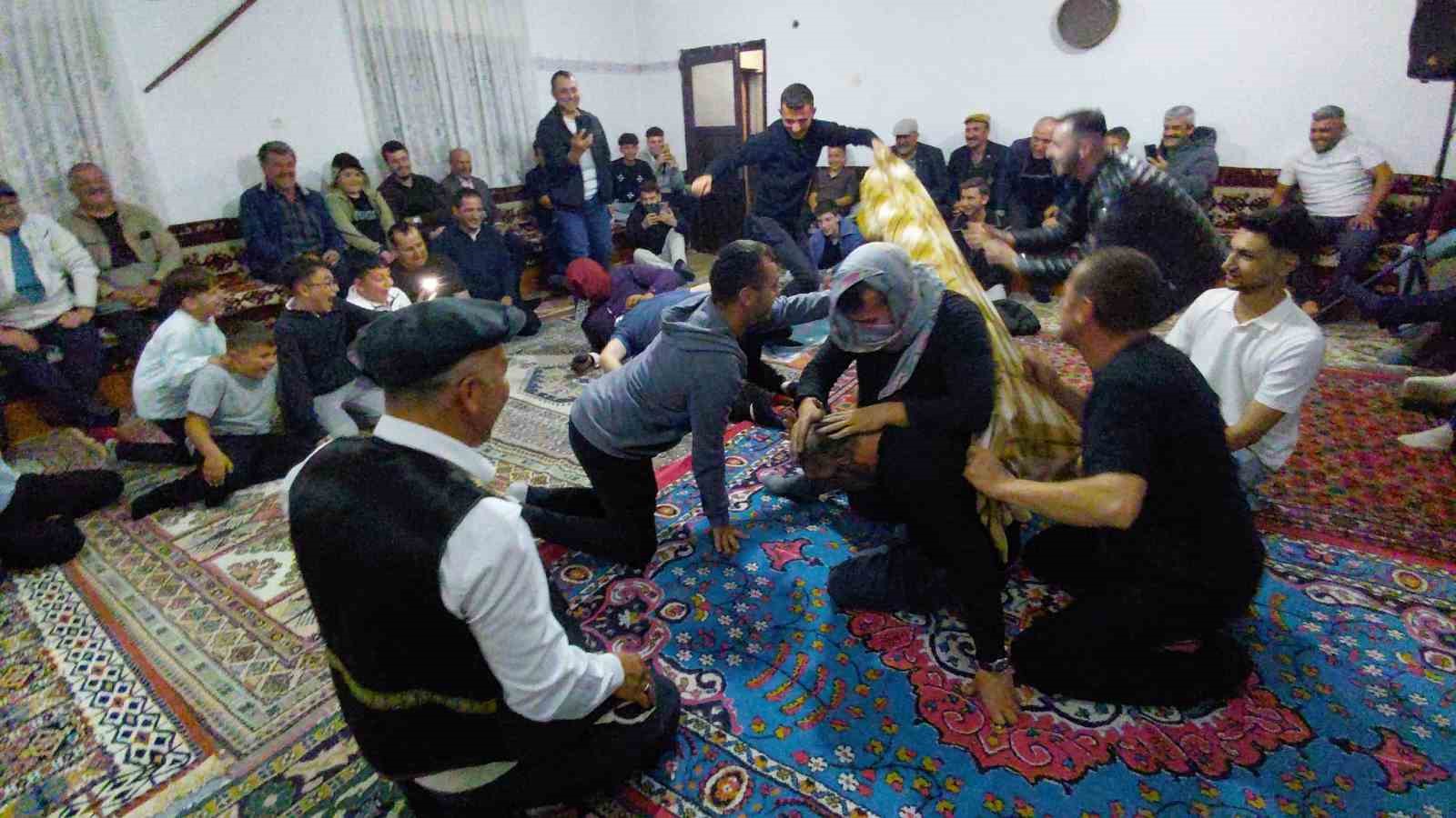 Osmanlı döneminden kalma geleneksel oyunlar yüzleri güldürdü 8 osmanli doneminden kalma geleneksel oyunlar yuzleri guldurdu 4 PKCzUchV