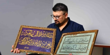 osmanli-kadininin-isledigi-126-yillik-altin-sirma-hat-levhasi-gorenleri-hayran-birakti-QEIk2kTm.jpg