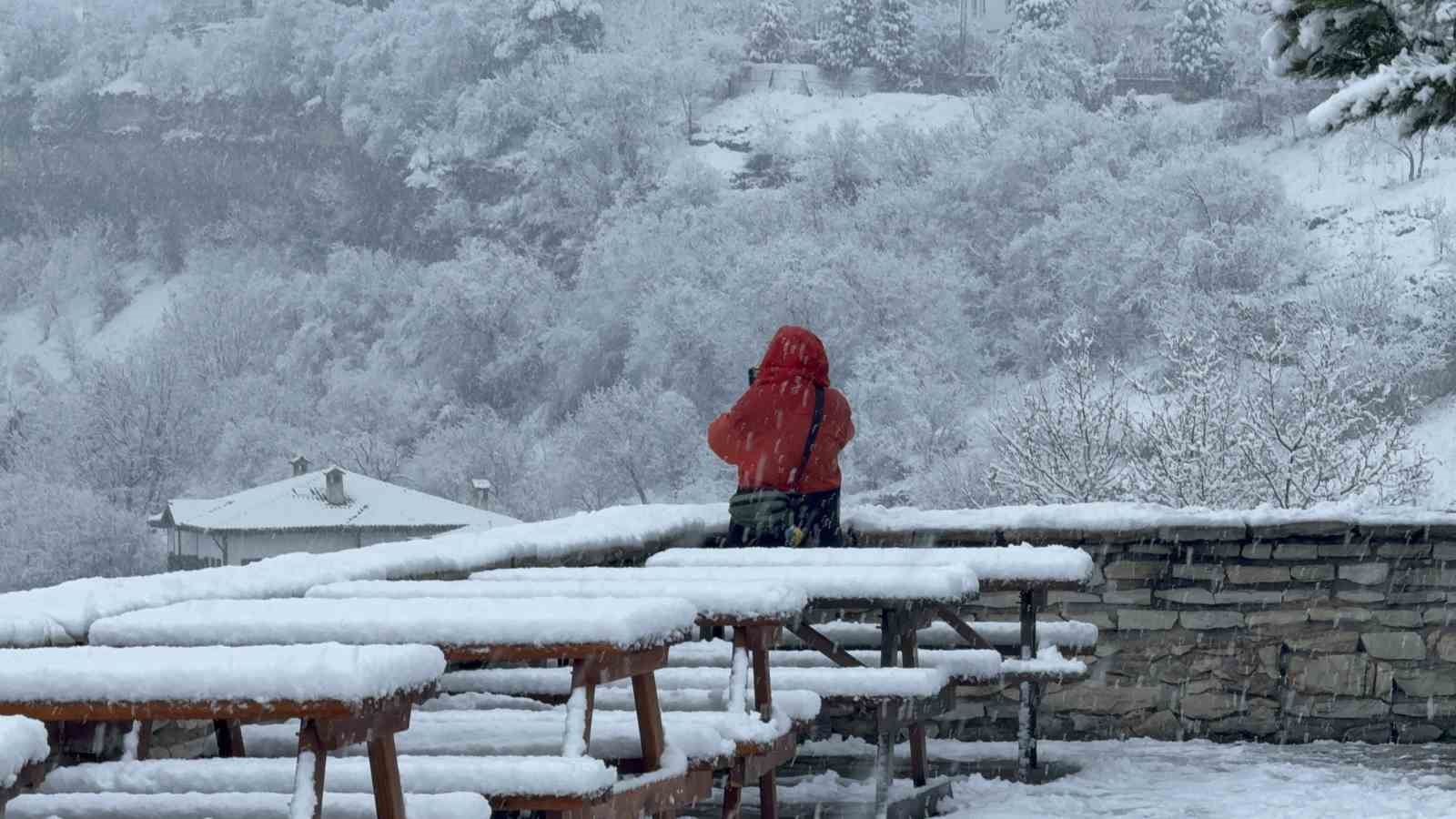 osmanli kenti safranbolunun tarihi konaklar beyaz ortuyle kaplandi 3 6ez6DrkG
