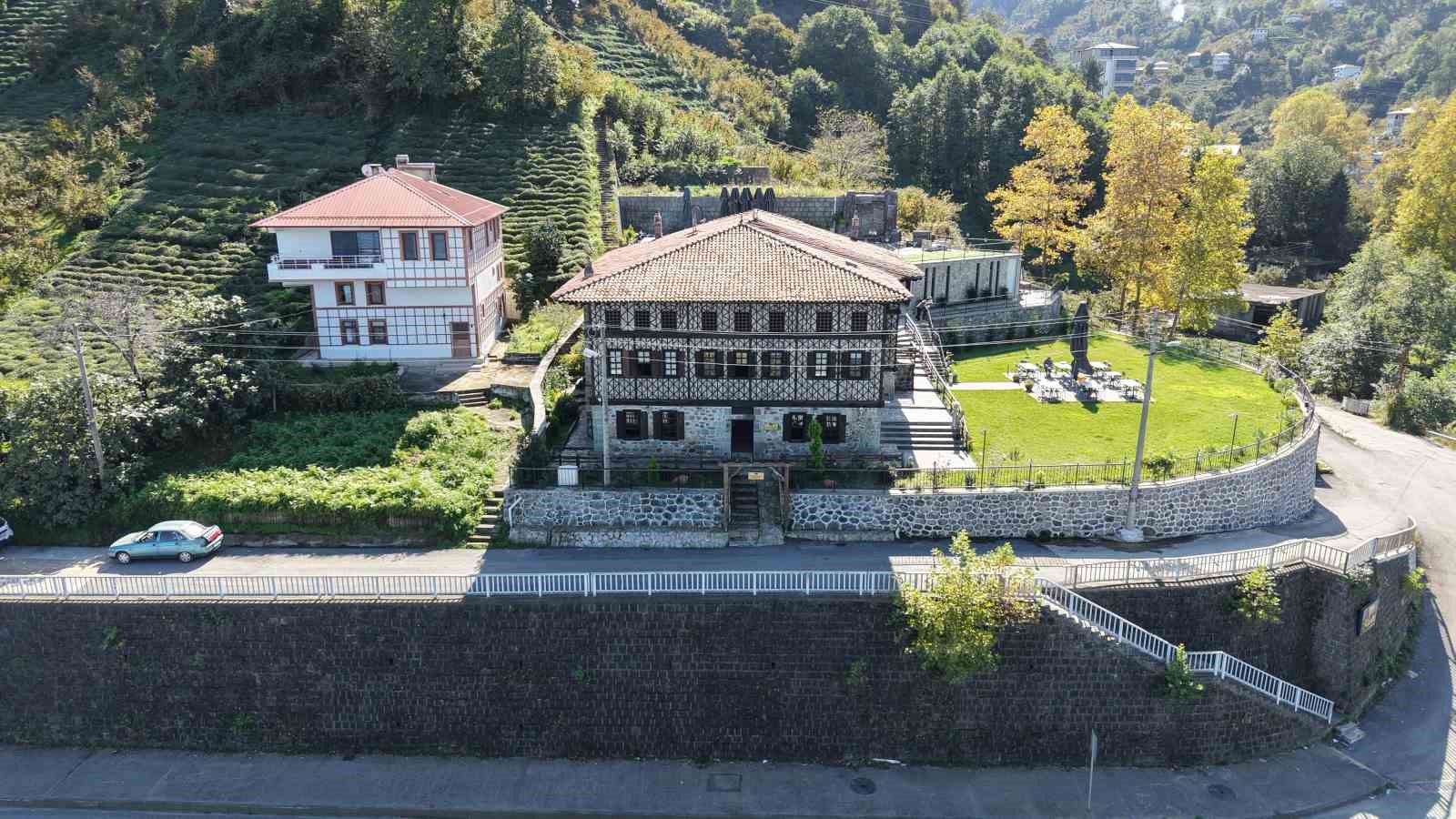 Osmanlı’dan Cumhuriyete tanıklık eden konak aile müzesine dönüştürüldü 10 osmanlidan cumhuriyete taniklik eden konak aile muzesine donusturuldu 6 4ut8PE9F