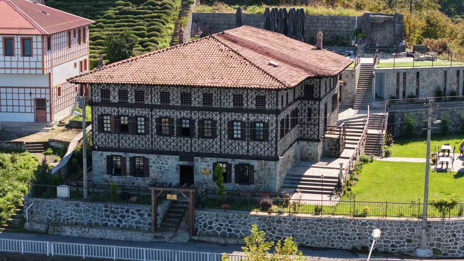 Osmanlı’dan Cumhuriyete tanıklık eden konak aile müzesine dönüştürüldü 13 osmanlidan cumhuriyete taniklik eden konak aile muzesine donusturuldu 9 HtBWDmsW