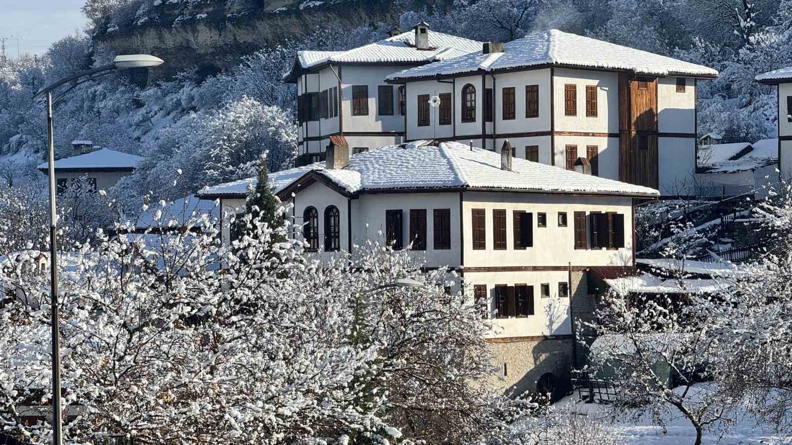 osmanlinin parmak izi safranbolu kar manzaralariyla mest etti 1 54yI5QLm