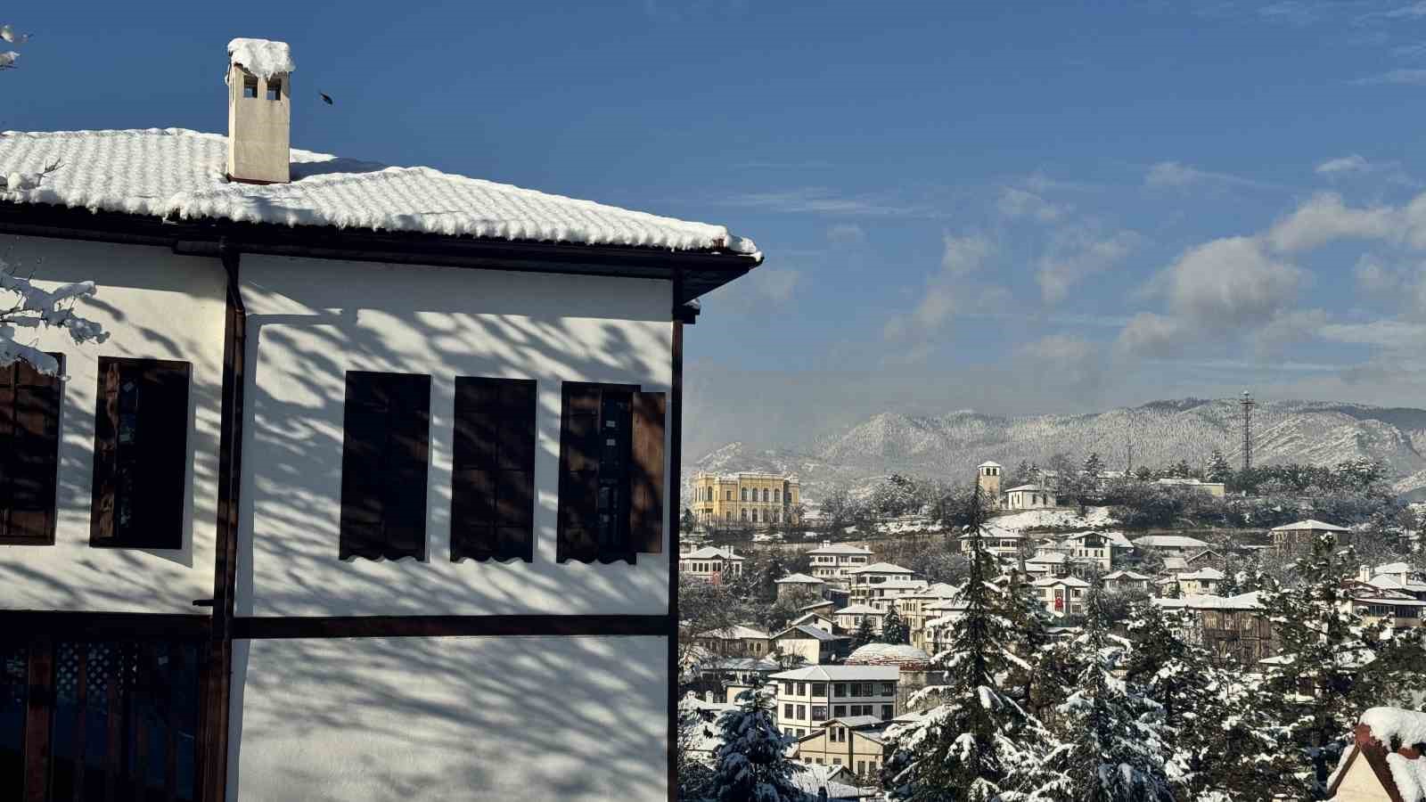 osmanlinin parmak izi safranbolu kar manzaralariyla mest etti 2 9ANUDsje