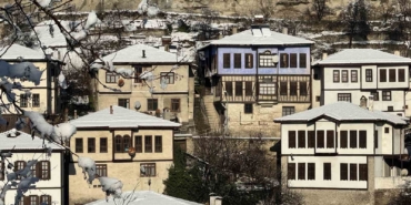 osmanlinin-parmak-izi-safranbolu-kar-manzaralariyla-mest-etti-UuV1Ophp.jpg