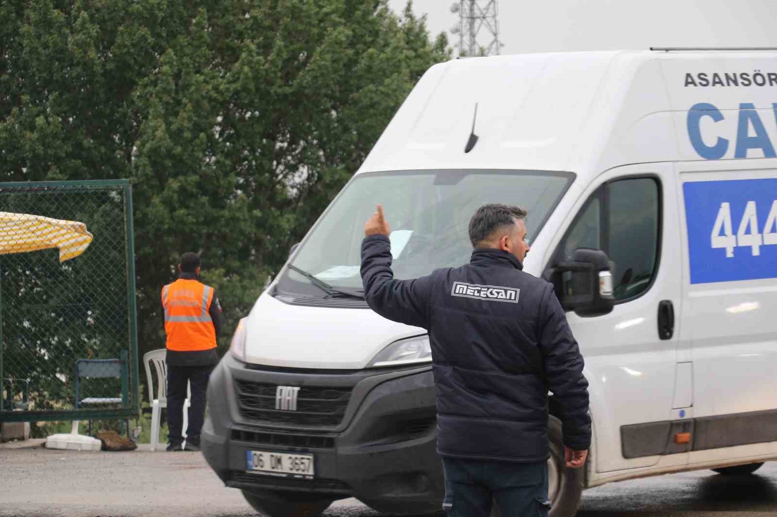 osym baskani ersoy adaylarin sinav gununden once muhakkak sinav merkezlerini kontrol etmelerini tavsiye ediyorum kC4hkL8p