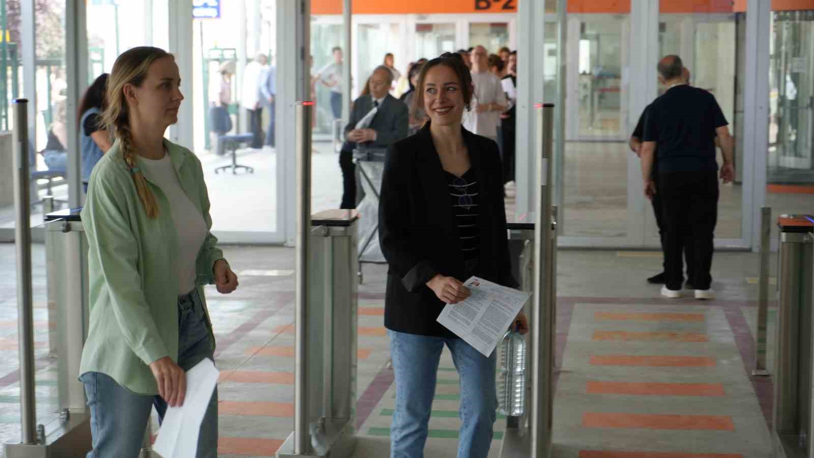 ÖSYM Başkanı Ersoy: "Dört temel dil becerilerini ölçen Arapça sınavı tekrar hayata geçecek" 7 osym baskani ersoy dort temel dil becerilerini olcen arapca sinavi tekrar hayata gececek 3 LPkAl16N