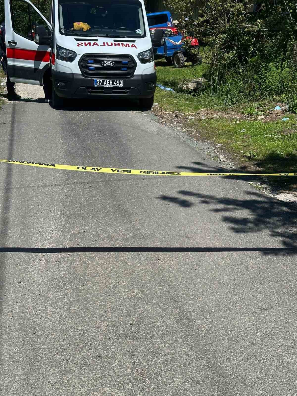 Ot biçerken dere yatağına düşen muhtar hayatını kaybetti 7 ot bicerken dere yatagina dusen muhtar hayatini kaybetti 3 B6A667PB