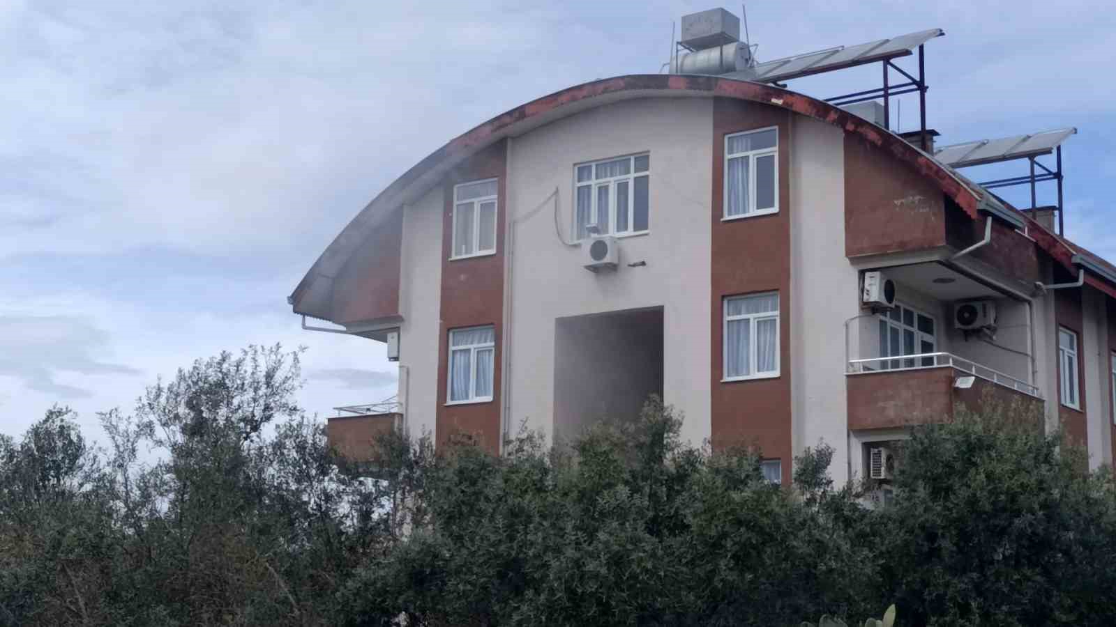 otel lojmaninda cikan yangin korkuttu 0 hRm8tXXV