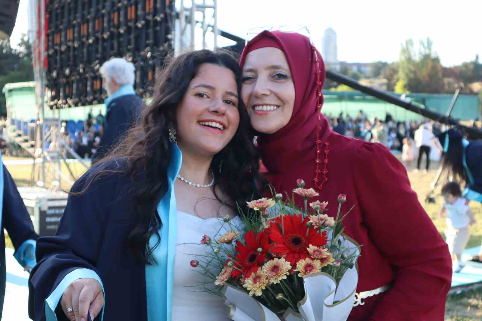 ’Otizm’ engel tanımadı, genç müzisyen üniversiteden mezun oldu 8 otizm engel tanimadi genc muzisyen universiteden mezun oldu 4