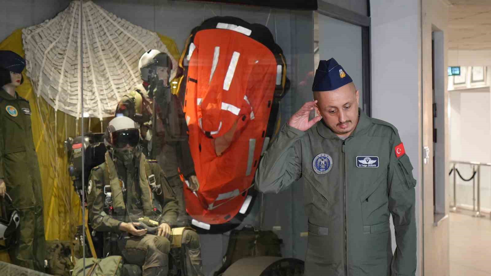 otizmli birey server tolga doganin ucak kokpitine oturma hayali gercek oldu 6 2F8vvwsg
