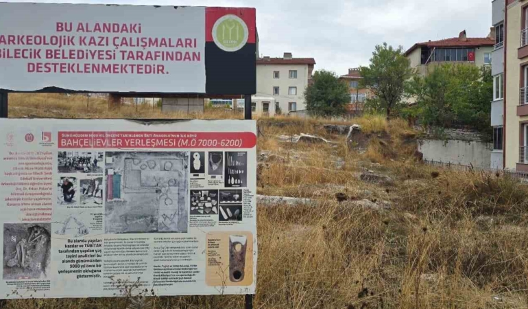 otluga-donen-9-bin-yillik-yasam-alani-acik-hava-muzesi-olmasini-istediler-5Aki1KxK.jpg