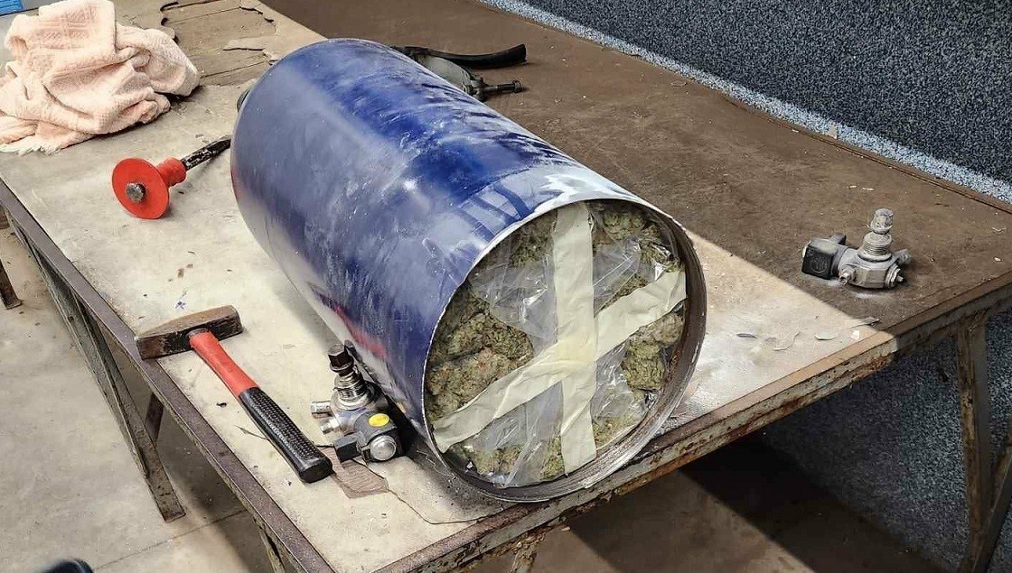 oto gaz tuplerine gizlenen 70 kilo esrar yakalandi 0 DakEOUVO