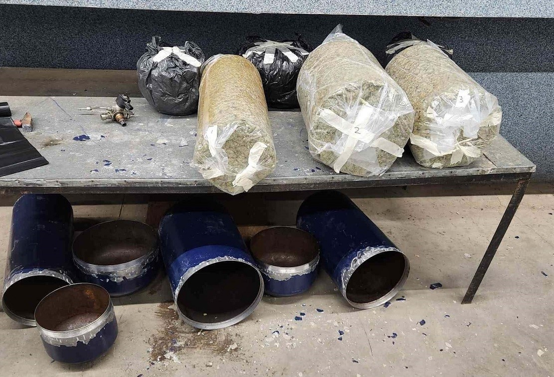oto gaz tuplerine gizlenen 70 kilo esrar yakalandi 2 egHQQYBR