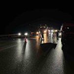 otobanda-yolun-karsisina-gecerken-tir-carpan-sahis-hayatini-kaybetti-fJYJ3ya3.jpg