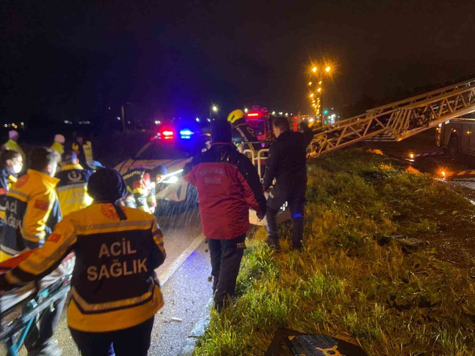 Otobüs faciasında hayatını kaybedenlerin kimliği belli oldu 5 otobus faciasinda hayatini kaybedenlerin kimligi belli oldu 1 CvL1tsfD