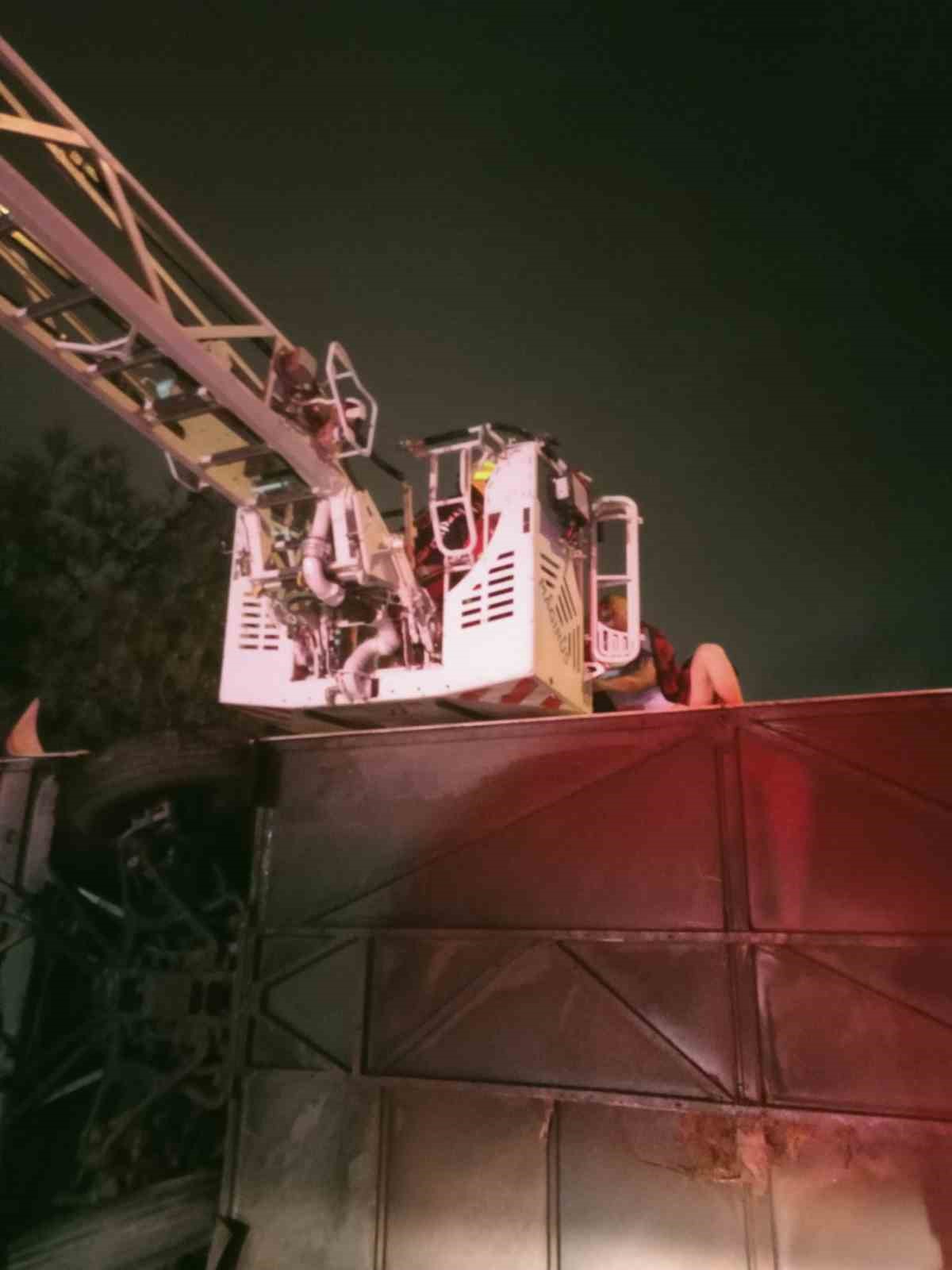 Otobüs faciasında hayatını kaybedenlerin kimliği belli oldu 8 otobus faciasinda hayatini kaybedenlerin kimligi belli oldu 4 Zsc1h1Vz