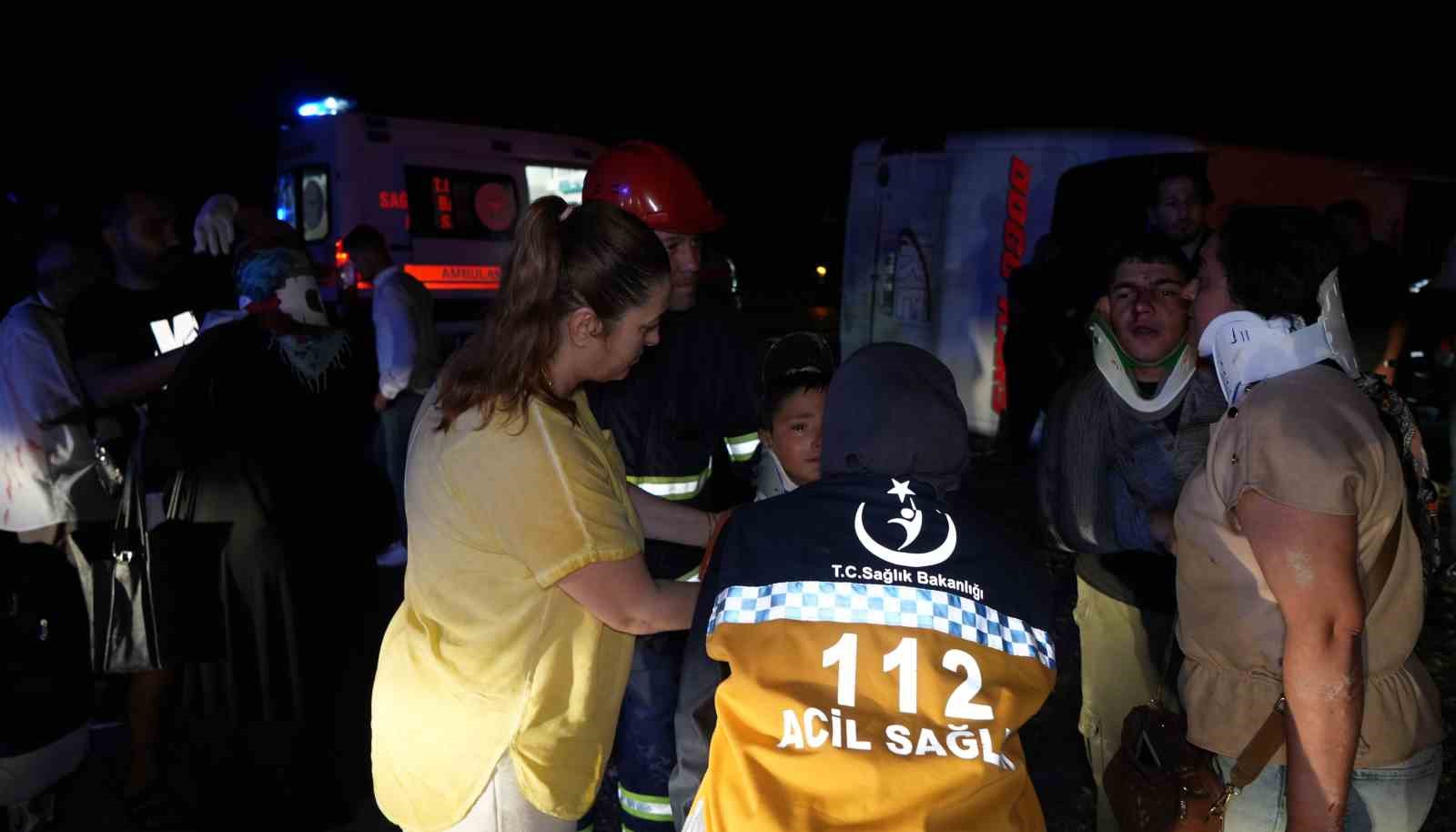 Otobüs kazasında yaralı sayısı 40’a yükseldi 9 otobus kazasinda yarali sayisi 40a yukseldi 5