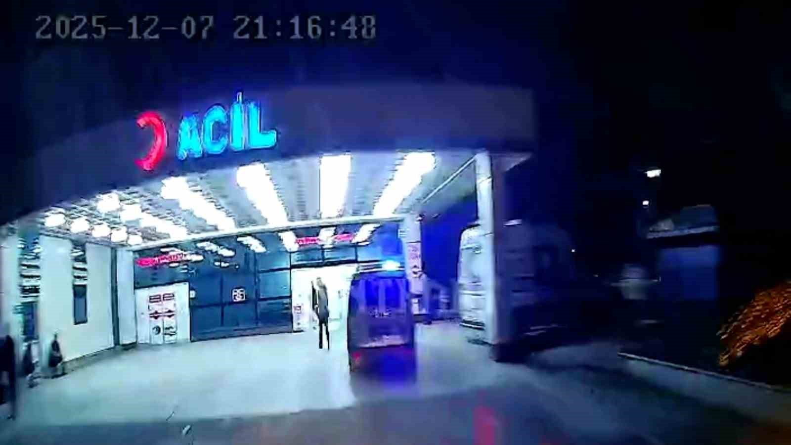 otobus soforlerinin duyarliligi arac ici kamerasina yansidi 4