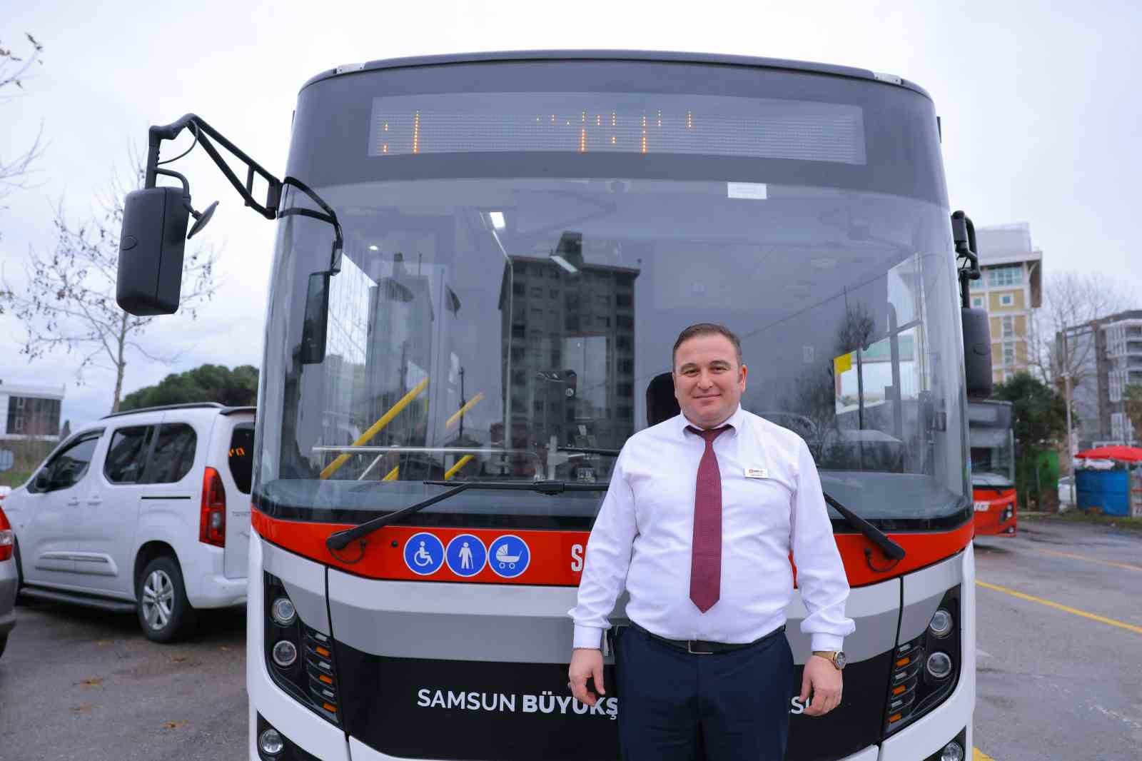 otobus soforu rahatsizlanan yolcuyu hastaneye yetistirdi 4 pDHb28rr