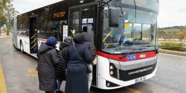 otobus-ve-tramvayda-yogunluk-artti-gunluk-yolcu-sayisi-200-bine-dayandi-fL4bLPAw.jpg