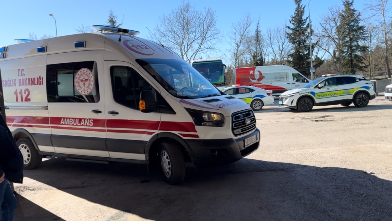 otogarda can pazari korku dolu anlar kamerada 2 ipBjX6wr