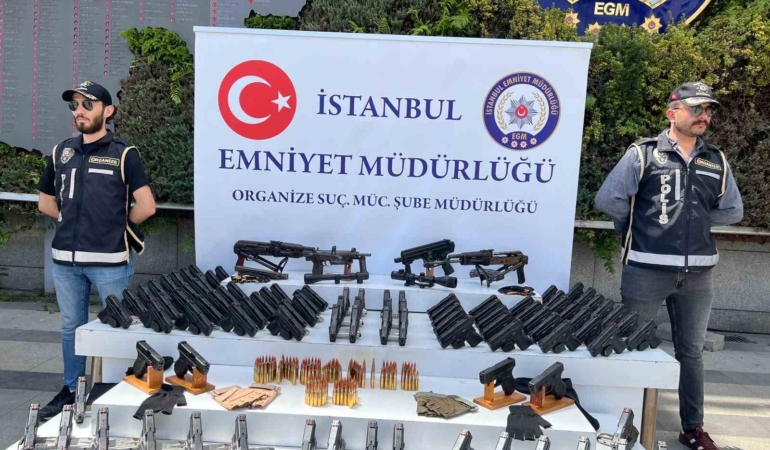 otokoca-silahli-saldiri-ve-can-polat-cinayetinde-sicak-gelisme-uzun-namlulu-silah-ve-tabancalar-Z5dkx7wA.jpg