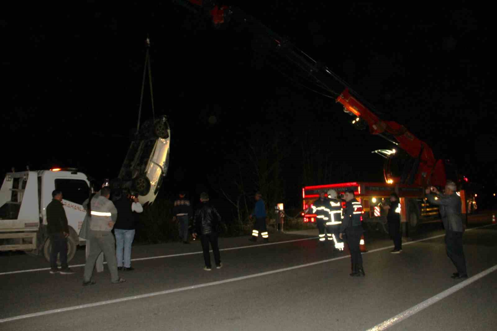 otomobil findik bahcesine uctu 2 yarali 1