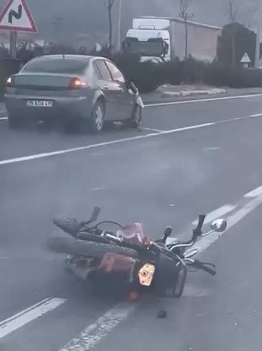 otomobil ile carpisan motosikletin surucusu hayatini kaybetti 2 PcBIAbjZ