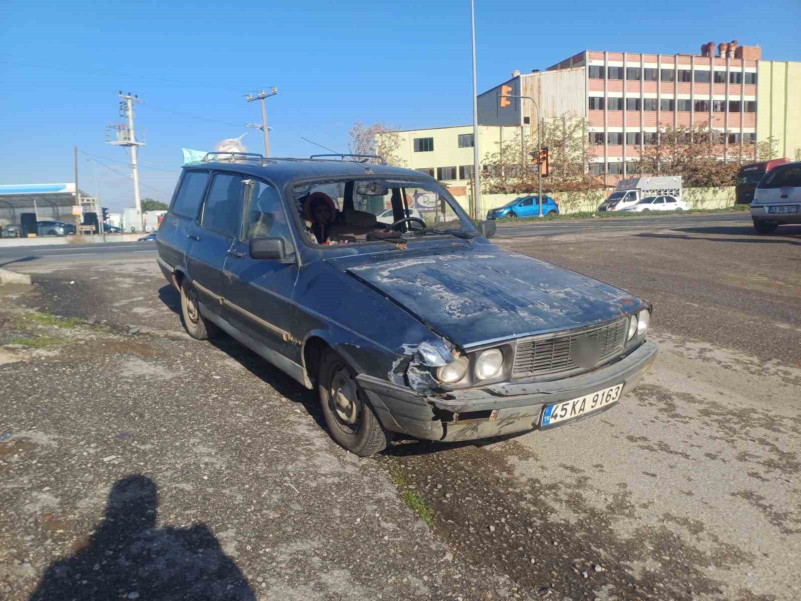 otomobil ile elektrikli bisiklet carpisti 1 olu 2 bTOZwPQq