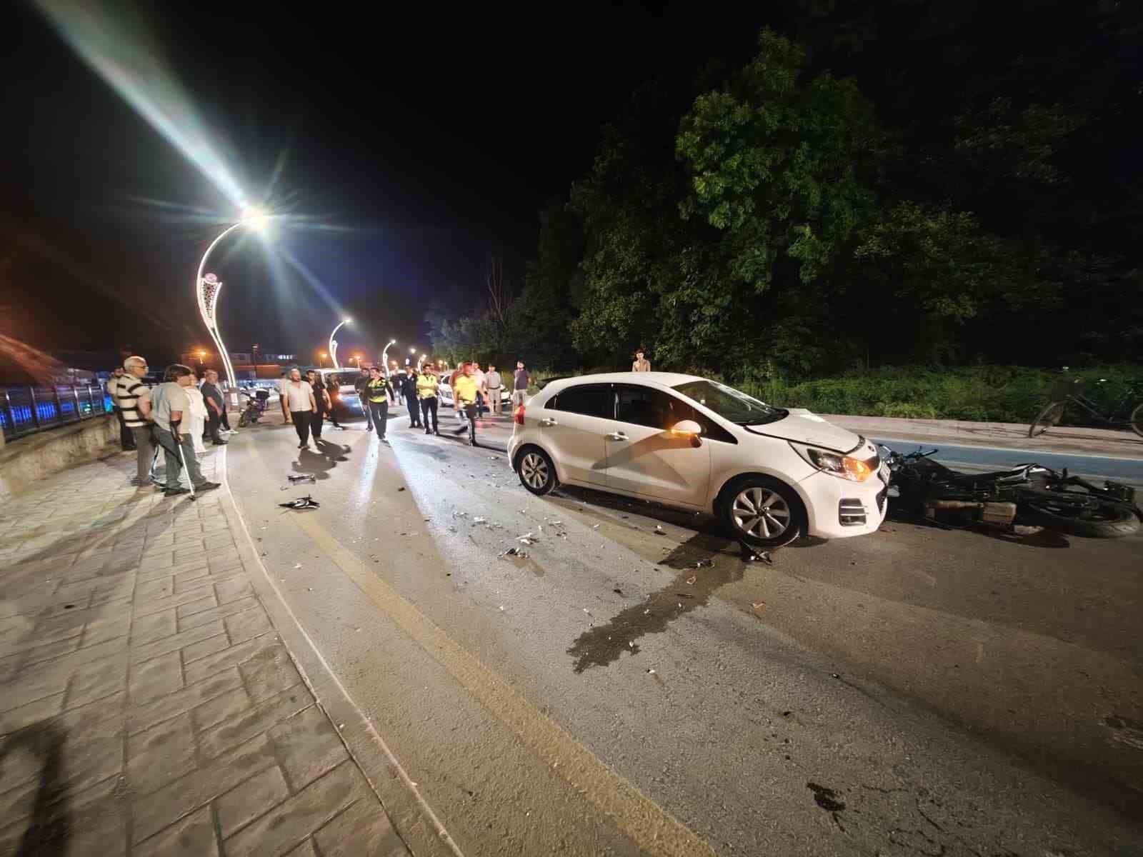 Otomobil ile kafa kafaya çarpışan motosiklet sürücüsü yaralandı 6 otomobil ile kafa kafaya carpisan motosiklet surucusu yaralandi 2 JlOVm9ls