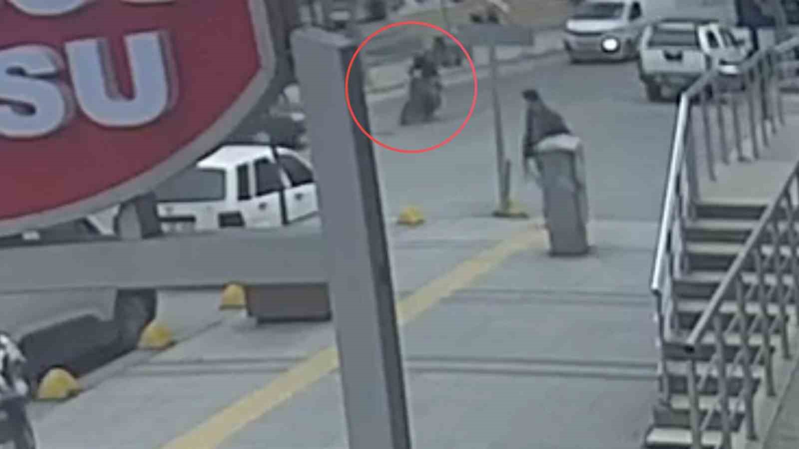 otomobil ile motosiklet carpisti 1 yarali 0 dPpasUwq