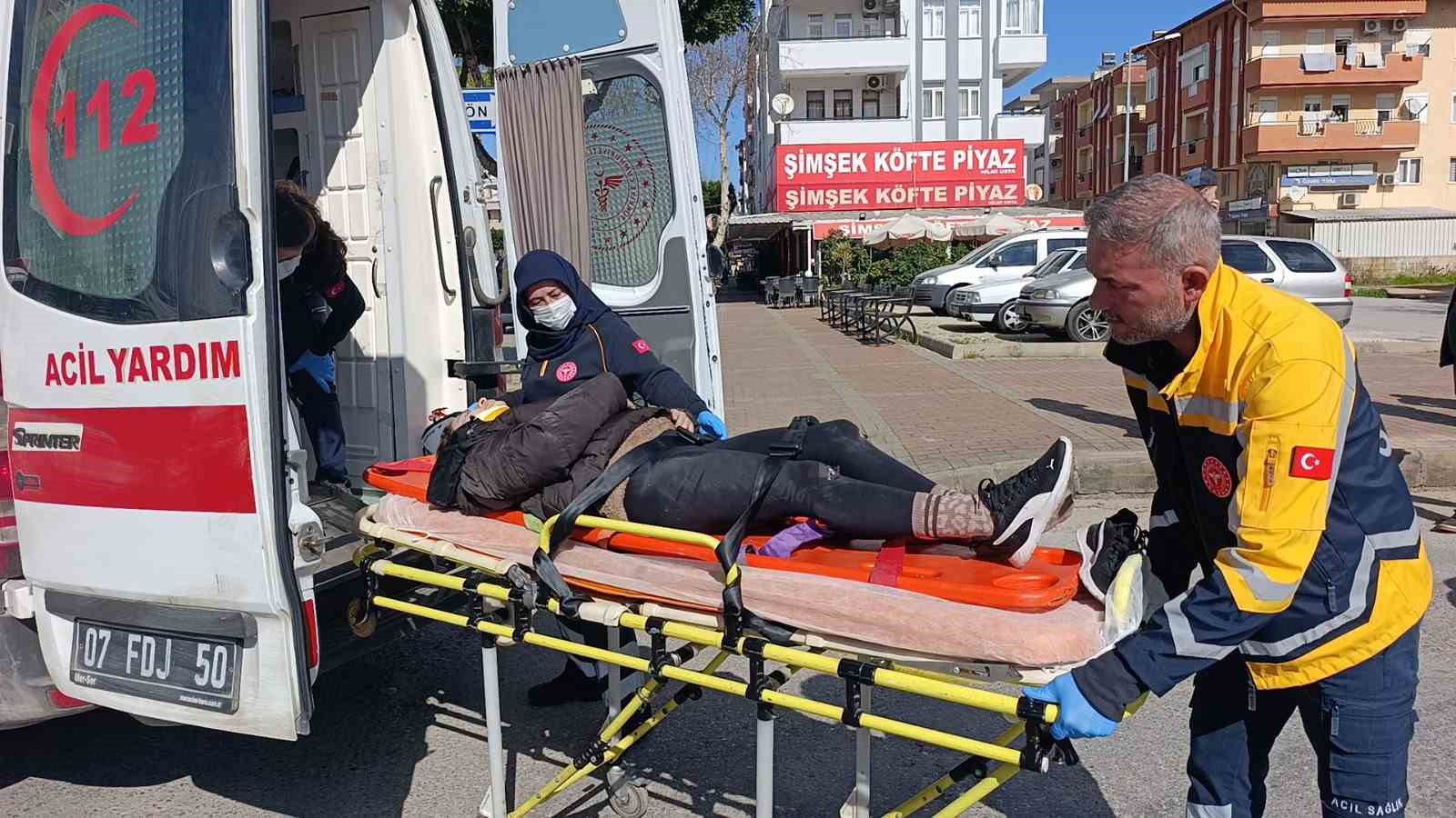 otomobil ile motosiklet carpisti 1 yarali 4