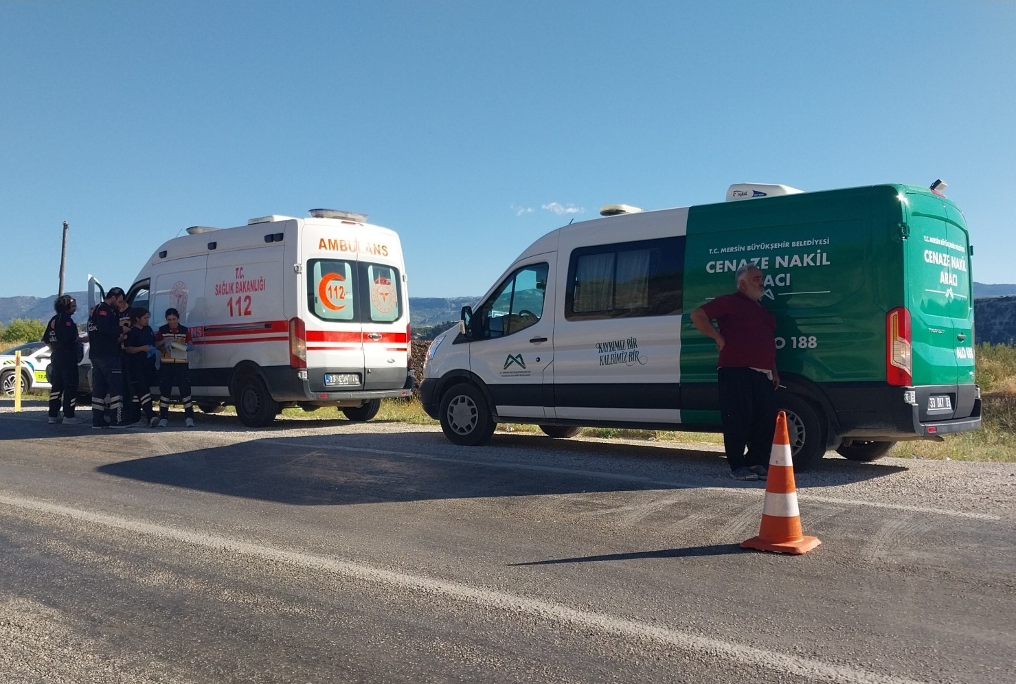 otomobil ile tir kafa kafaya carpisti anne ve kizi oldu baba agir yaralandi 2 UMgYmGLR