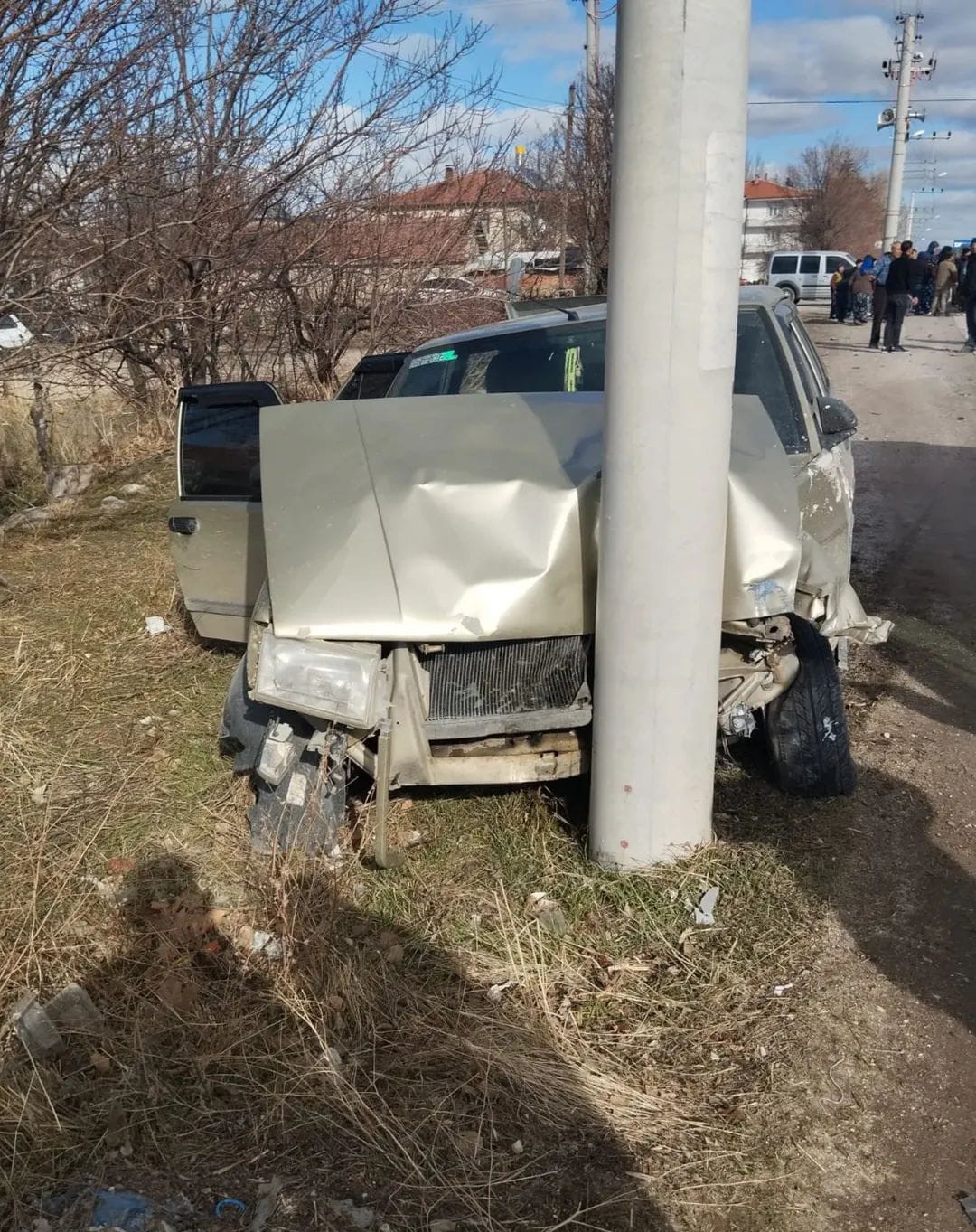 otomobil mopedle carpisti anne hayatini kaybetti oglu agir yaralandi 1 jGNu3SuG