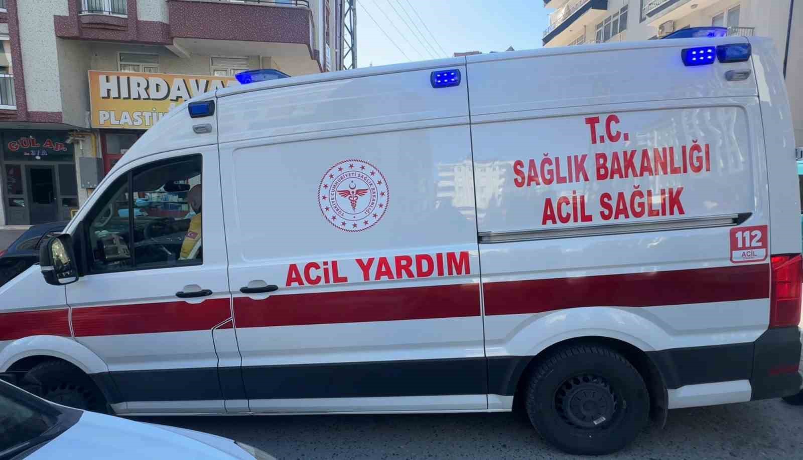 otomobil motosikletle carpisti 1 yarali 1 YDP6Y1IR