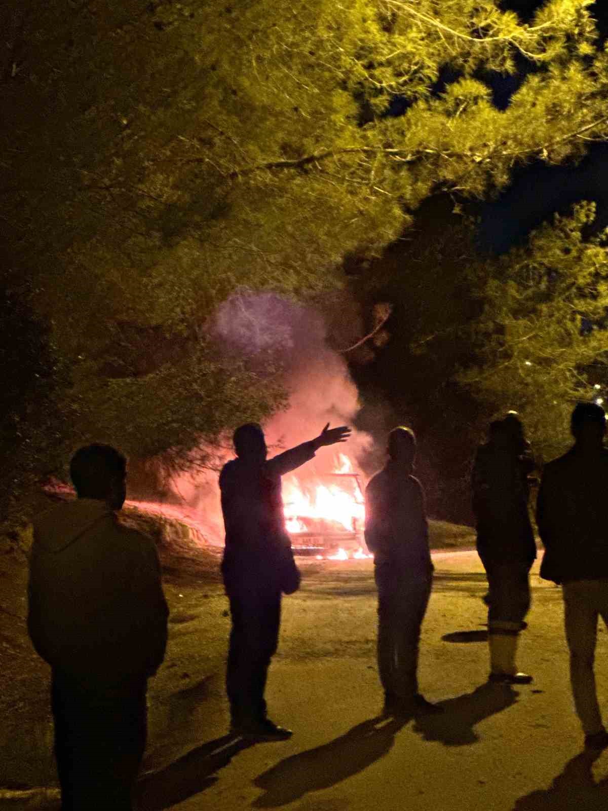 otomobil patladi feci sekilde can verdi 2 5zewAeHF