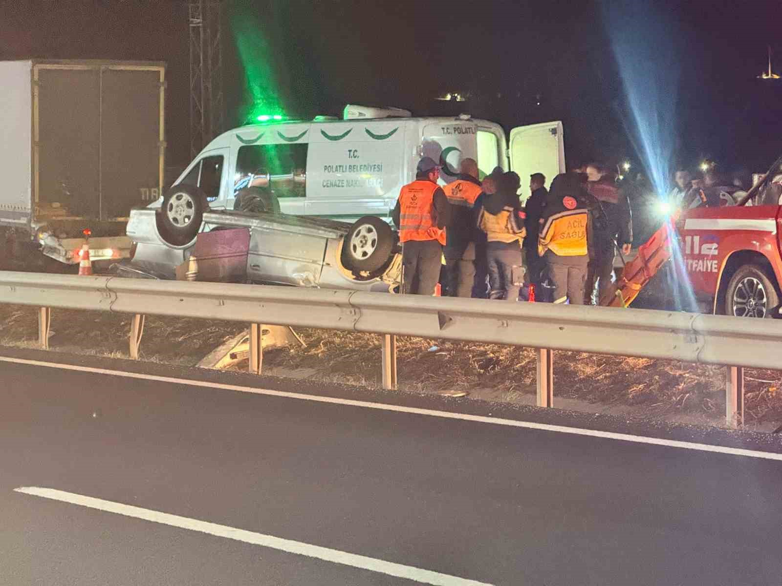 otomobil tira arkadan carpip takla atti 1 olu 1i agir 3 yarali 4