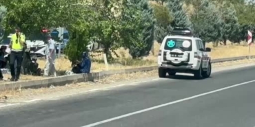 otomobil-yolcu-minibusune-arkadan-carpti-12-yarali-APl9hRrs.jpg