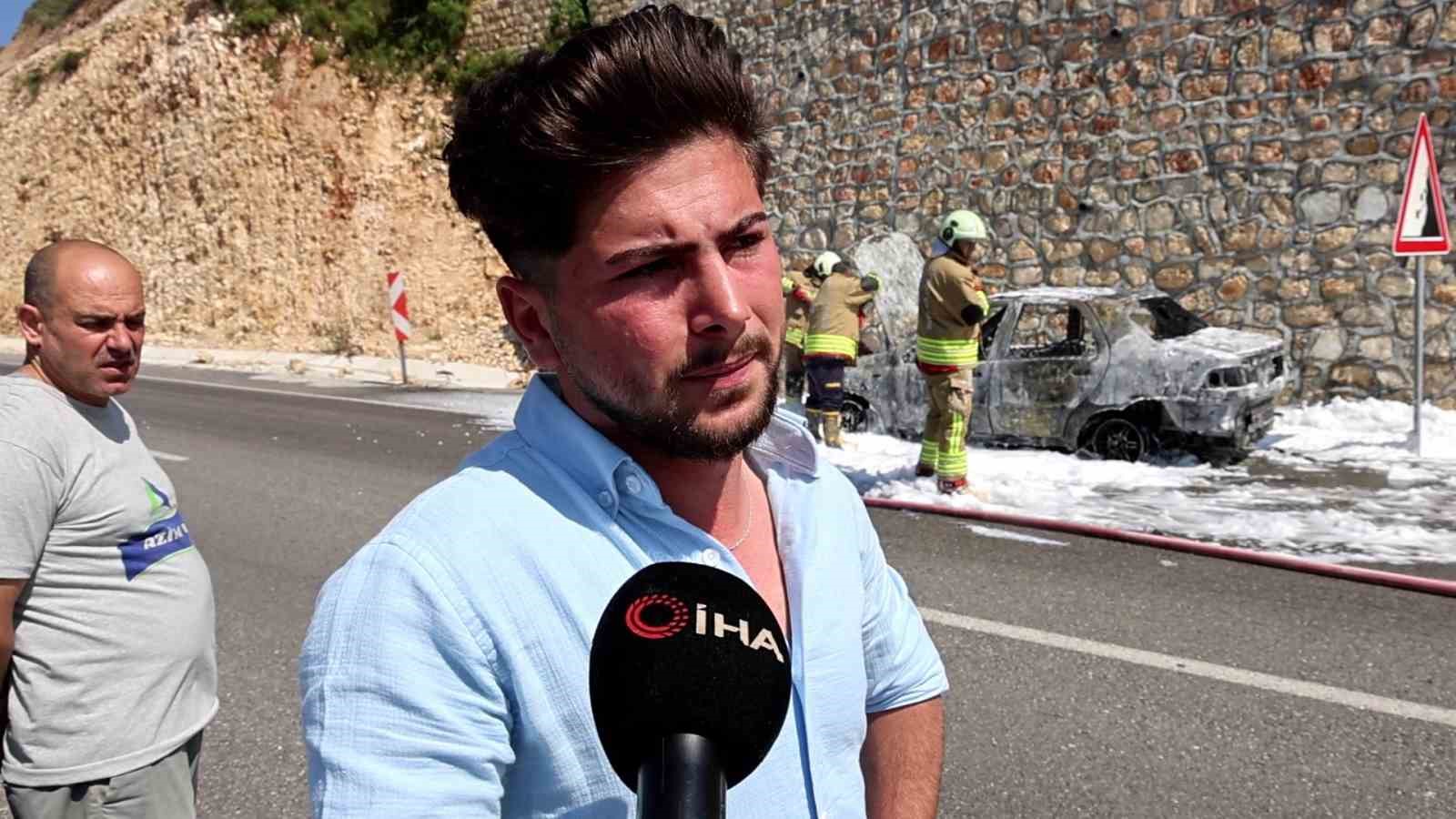 otomobili alev alev yanan adam cana gelecegine mala gelsin diyerek kendini teselli etti 1