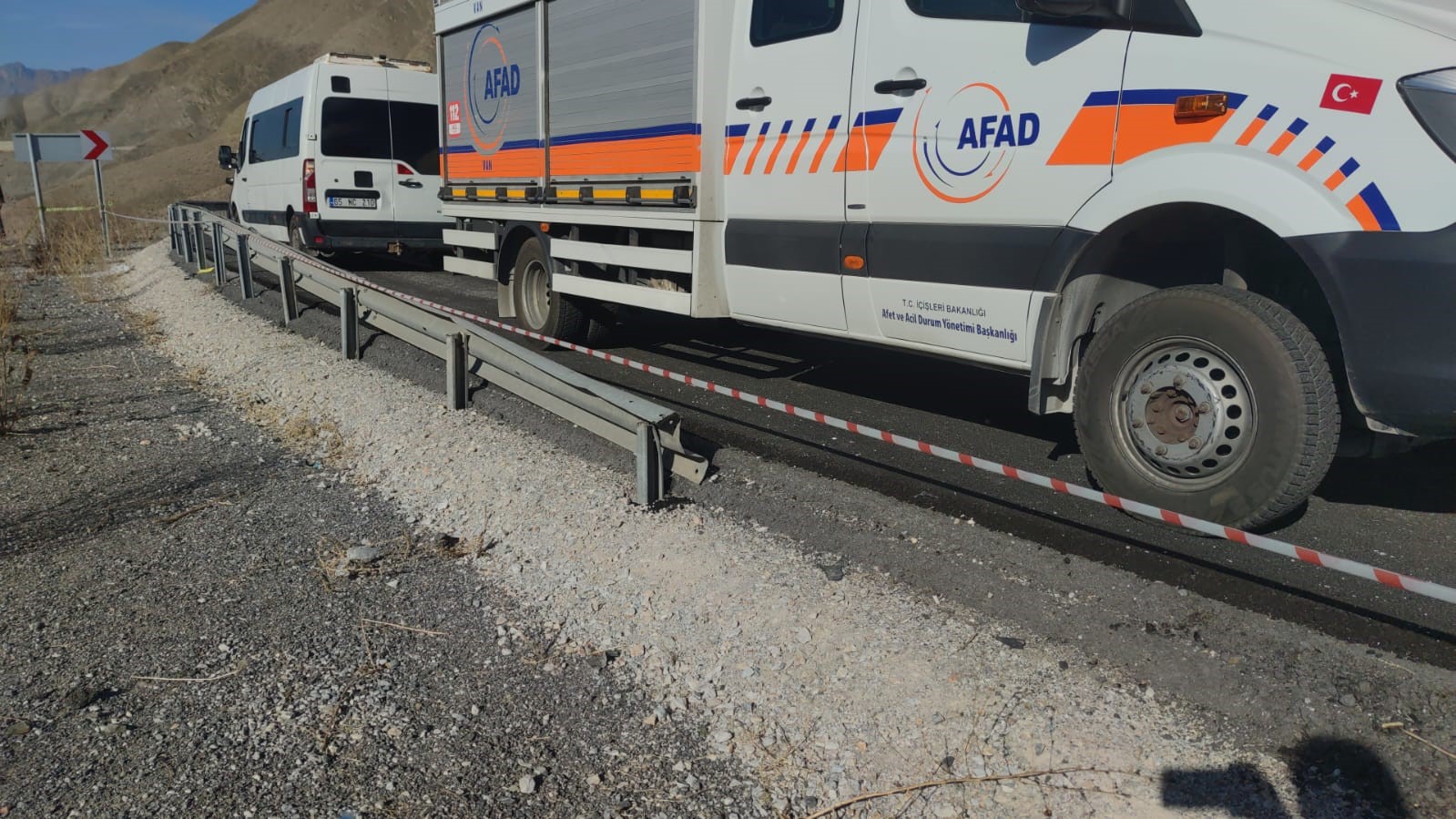 Otomobilin baraja uçtuğu kazada ölenlerin kimlikleri belirlendi 6 otomobilin baraja uctugu kazada olenlerin kimlikleri belirlendi 2 da9F7pcg