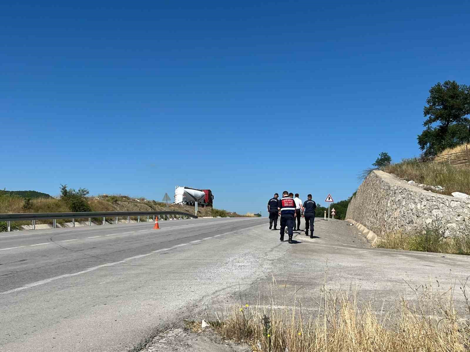 otomobilin carptigi kadin hayatini kaybetti 0 6bZvskrm