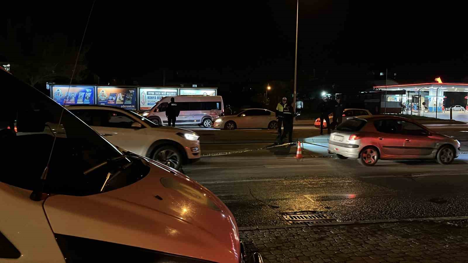 Otomobilin çarptığı kadın hayatını kaybetti 5 otomobilin carptigi kadin hayatini kaybetti 1 8Ug5IQSm