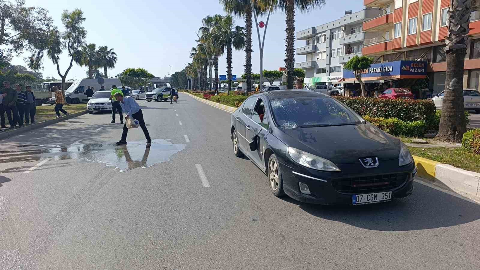 otomobilin carptigi yaya agir yaralandi 0